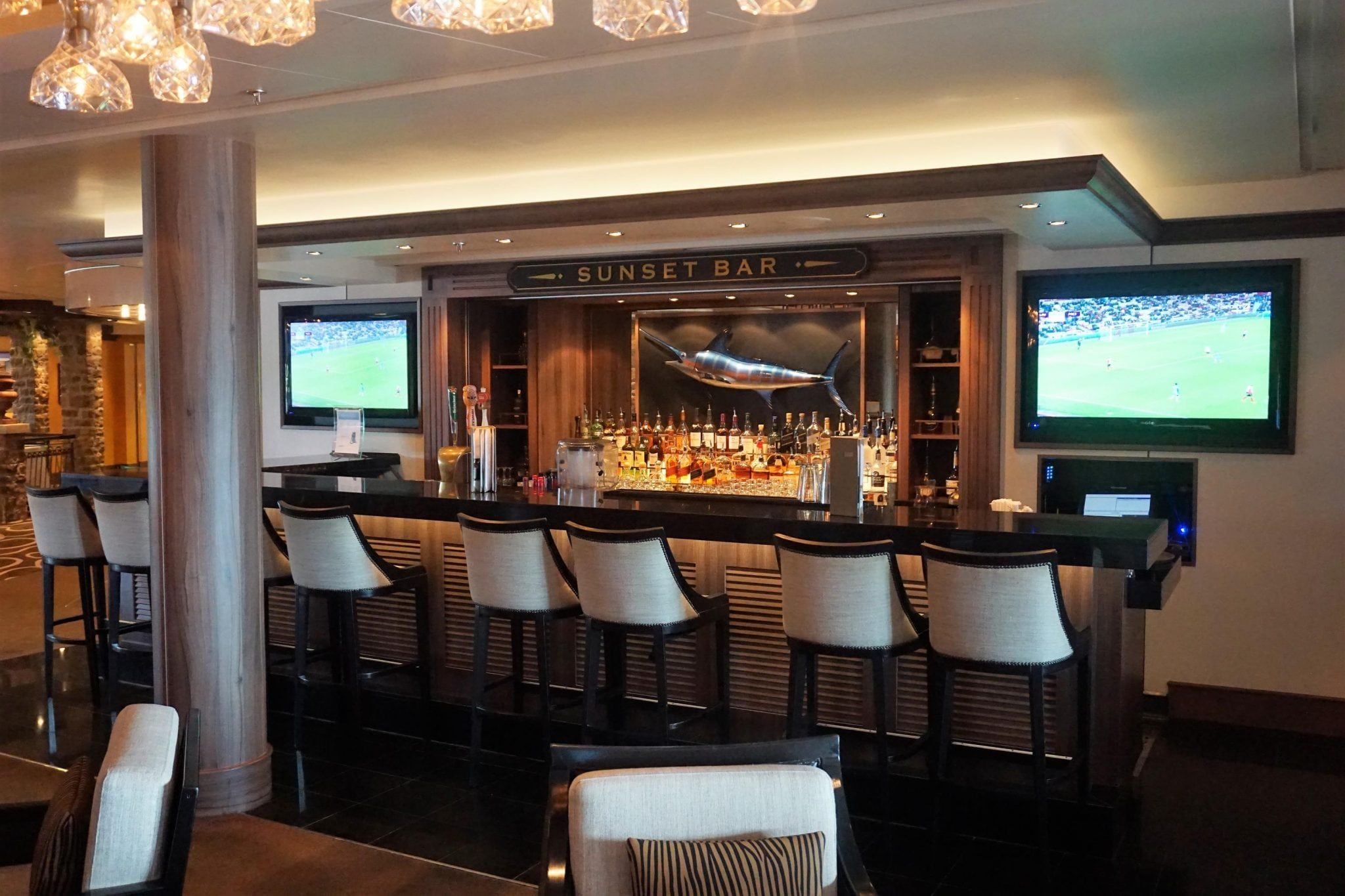 Norwegian Getaway Bars