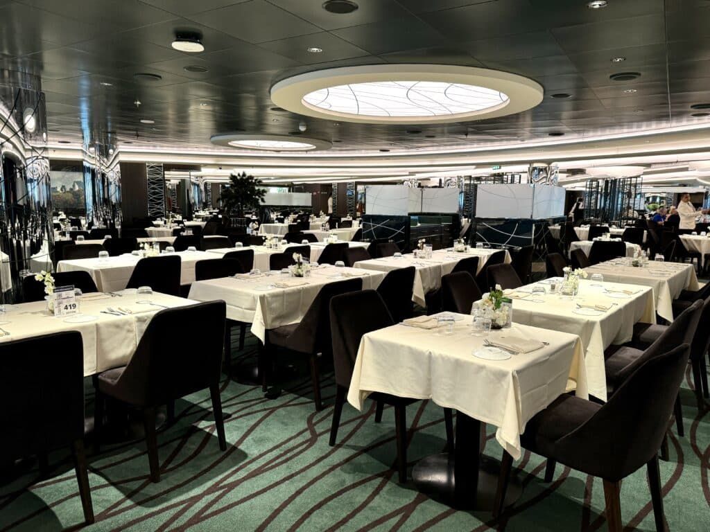 MSC Seashore restaurants